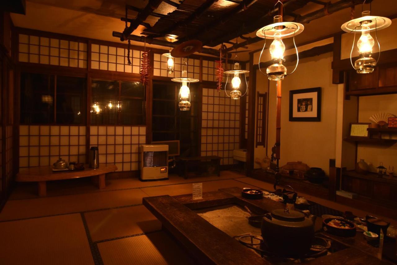 Готель Lamp No Yado Aoni Onsen Hirakawa Екстер'єр фото